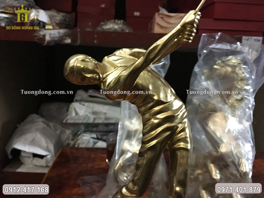 Từng đường nét chạm khắc được chăm chút tỉ mỉ